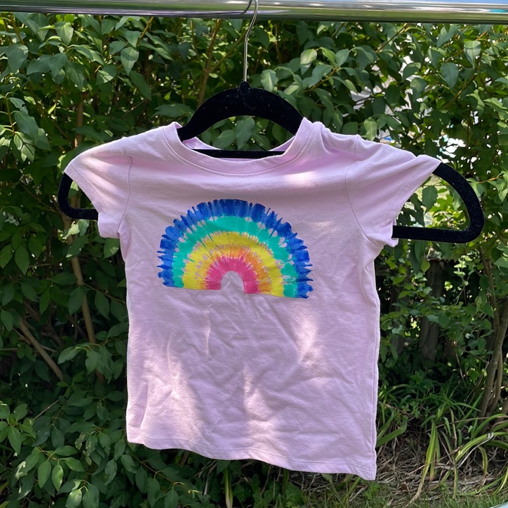 Cat and jack purple T-shirt with rainbow on front